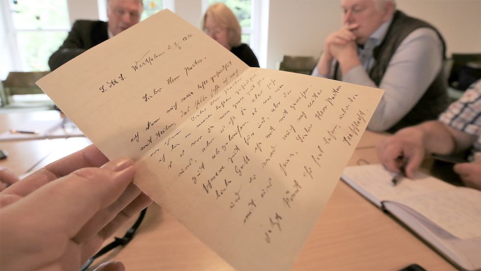 Dies ist einer der Briefe von Harm Mouson – er hatte die schönste Schrift und oft an Johann Onnen geschrieben. Foto: Böning