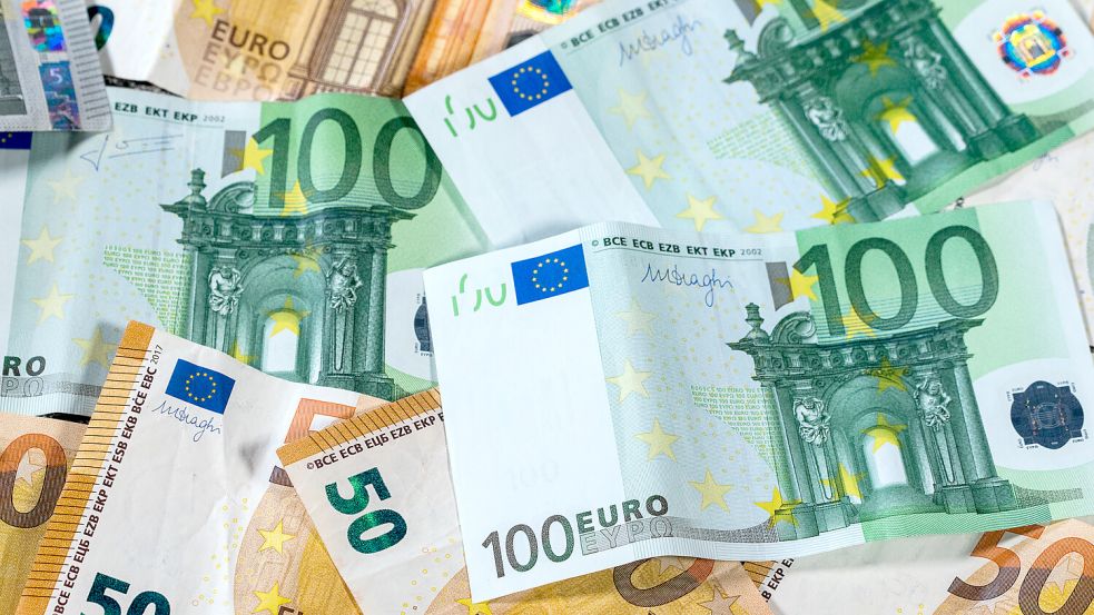Wohin soll das Geld fließen? Für das Land Niedersachsen stehen die Schwerpunkte des Haushaltsplanes für das Jahr 2024 fest. Foto: Jens Büttner/ZB/dpa