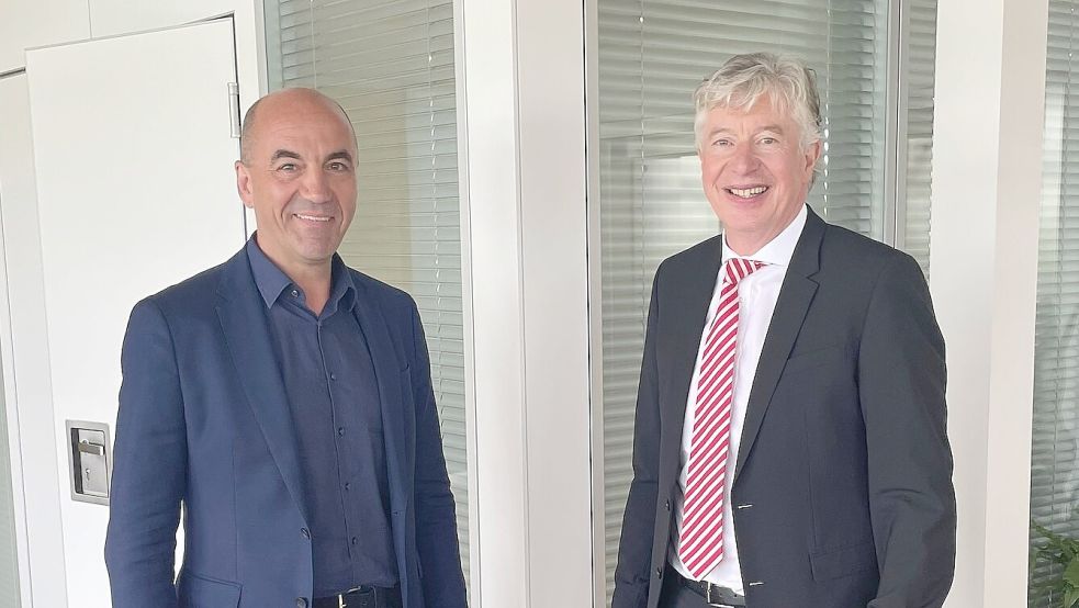 Neues Team: EWE-Chef Stefan Dohler (links) und Aufsichtsratschef Heinz Feldmann. Foto: EWE AG
