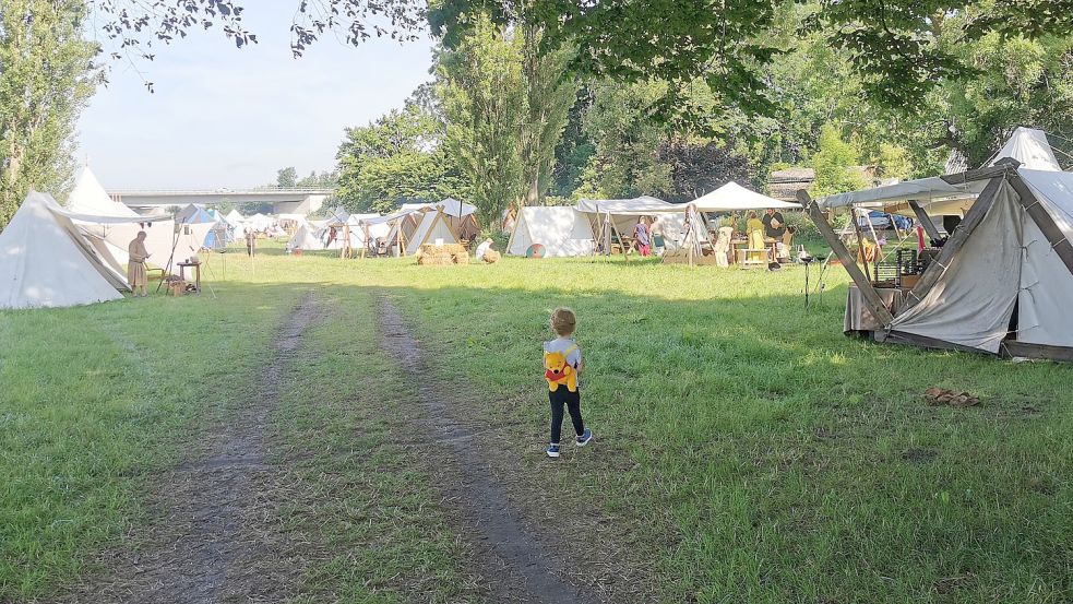 Leben wie im Mittelalter heißt es am Wochenende in Stickhausen. Foto: Veranstalter