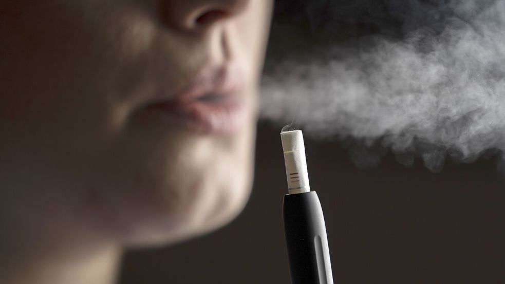 Das Verbot von Aromen für Tabakerhitzer soll unter anderem die Raucherquote bei Jugendlichen senken. Foto: dpa/Hannes P Albert
