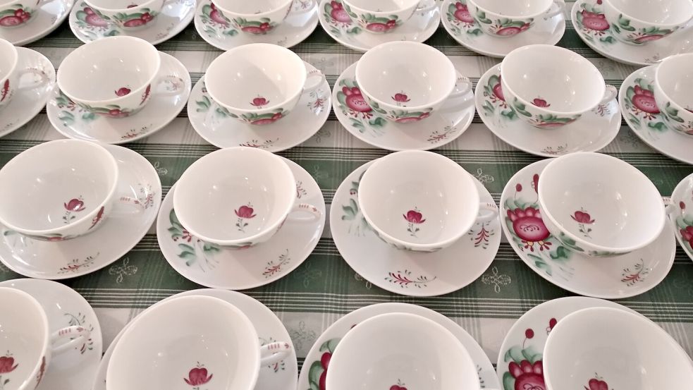 Insgesamt 200 Tassen sollen am Samstag mit Ostfriesen-Tee gefüllt werden. Foto: Bünting-Teemuseum