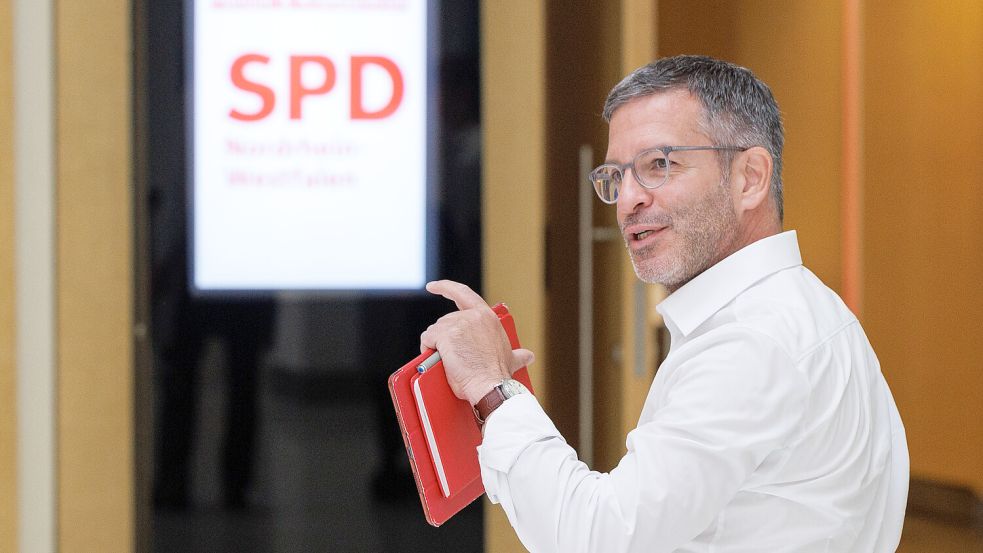 Marc Herter, Interimsvorsitzender der SPD von Nordrhein-Westfalen beteuert, es gebe keine Nähe zwischen ihm und den „Grauen Wölfen“. Foto: dpa/ Friso Gentsch