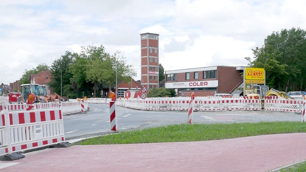 An dieser Stelle wird ein Kreisverkehr gebaut. Foto: Landesbehörde für Straßenbau und Verkehr