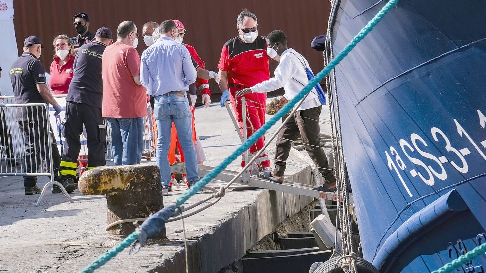 Nach zwei Bootsunglücken vor Lampedusa werden mindestens 30 Menschen vermisst. Foto: imago images/Antonio Balasco