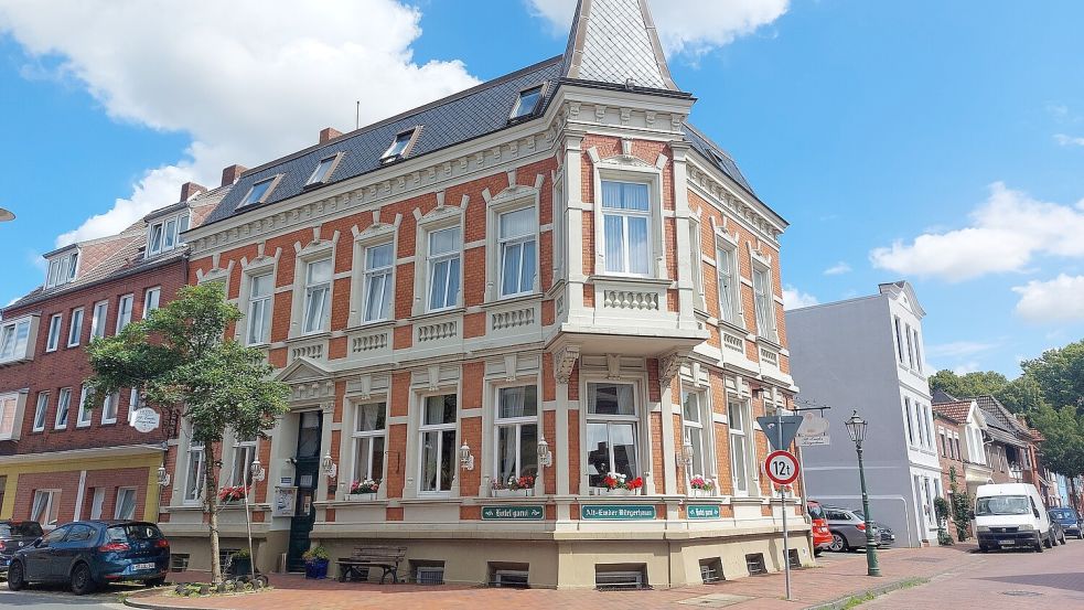 Das familiengeführte Hotel Alt Emder Bürgerhaus befindet sich an der Friedrich-Ebert-Straße. Foto: Hanssen