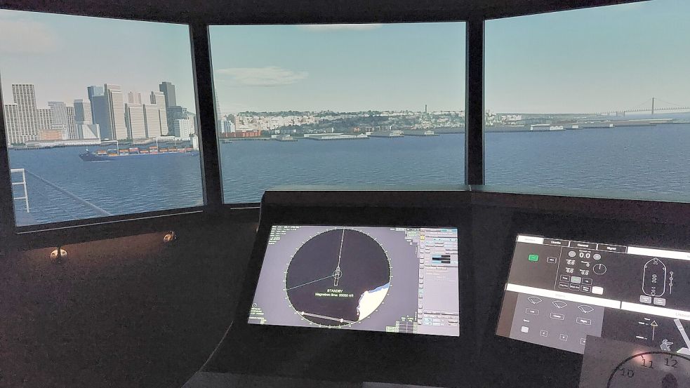Einmal an San Francisco vorbeifahren: Zumindest im Schiffsführungs-Simulator ist das möglich. Fotos: Hanssen