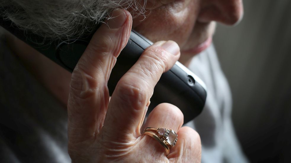 Besonders Senioren fallen sogenannten Schockanrufen häufig zum Opfer. Foto: dpa/Karl-Josef Hildenbrand