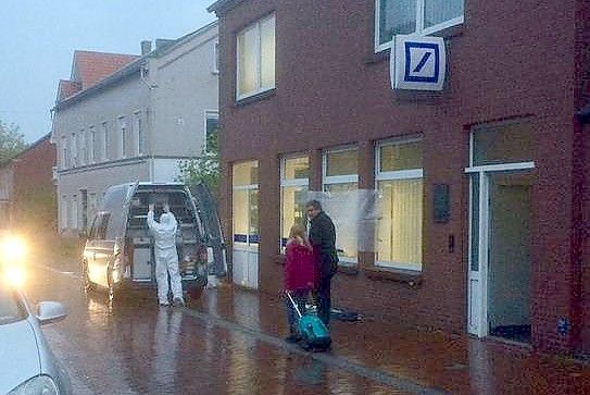 Die Täter schlugen bei der Deutschen Bank zu. Bild: Privat