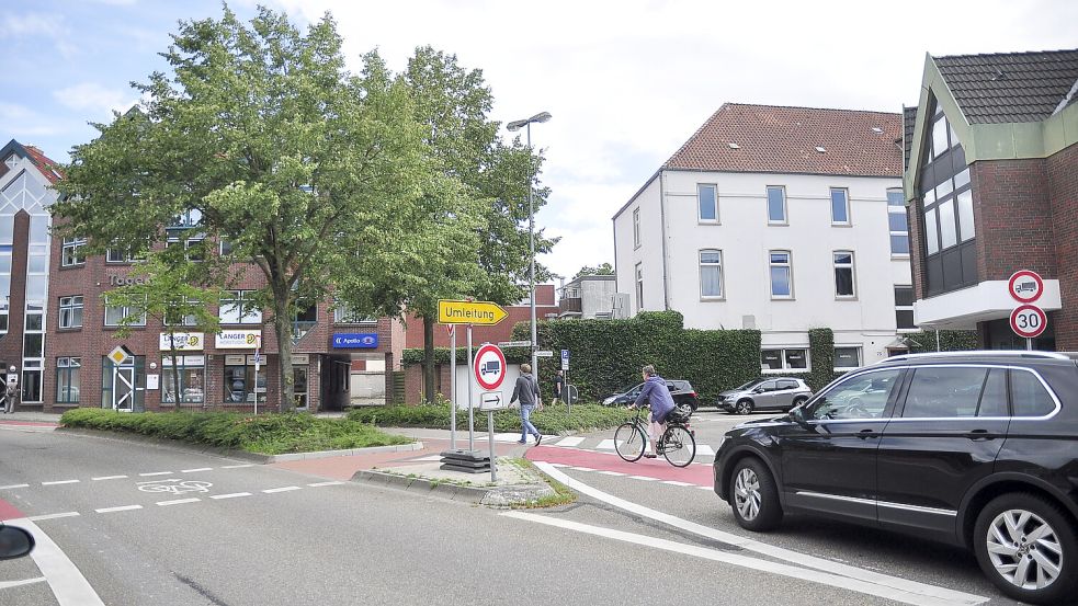 Wer Richtung Bahnhof oder Hafen will, muss durch die Ledastraße. Foto: Wolters