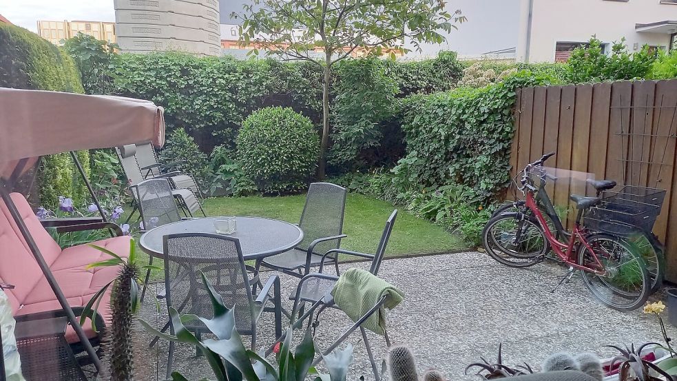 Zuhause in Hannover pflegen sie ihren kleinen Garten. Foto: privat