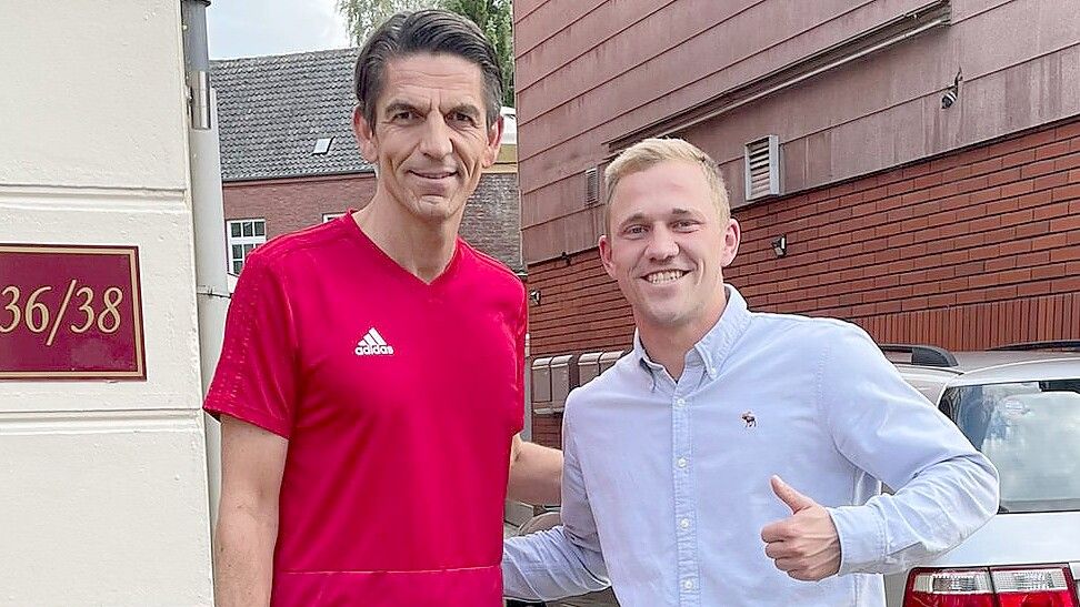 TiMoNo-Trainer Jan-Henrik Koppelkamm traf Deniz Aytekin zufällig in Leer. Foto: Privat