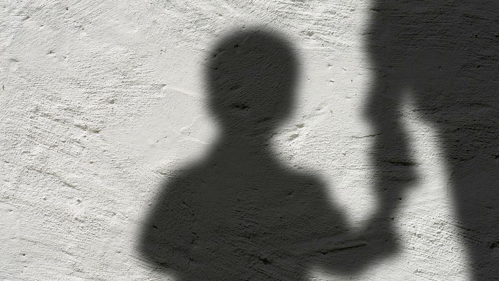 Sechs Mal soll der 39-jährige Sohn der wegen Falschaussage angeklagten 68-Jährigen seine Nichte missbraucht haben. Symbolfoto: Pixabay