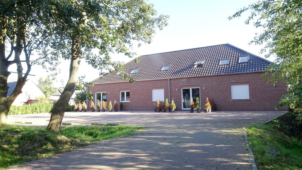 Dieses Haus am Steuermannsweg in Timmel dient seit einigen Monaten als Flüchtlingsunterkunft. Foto: Luppen