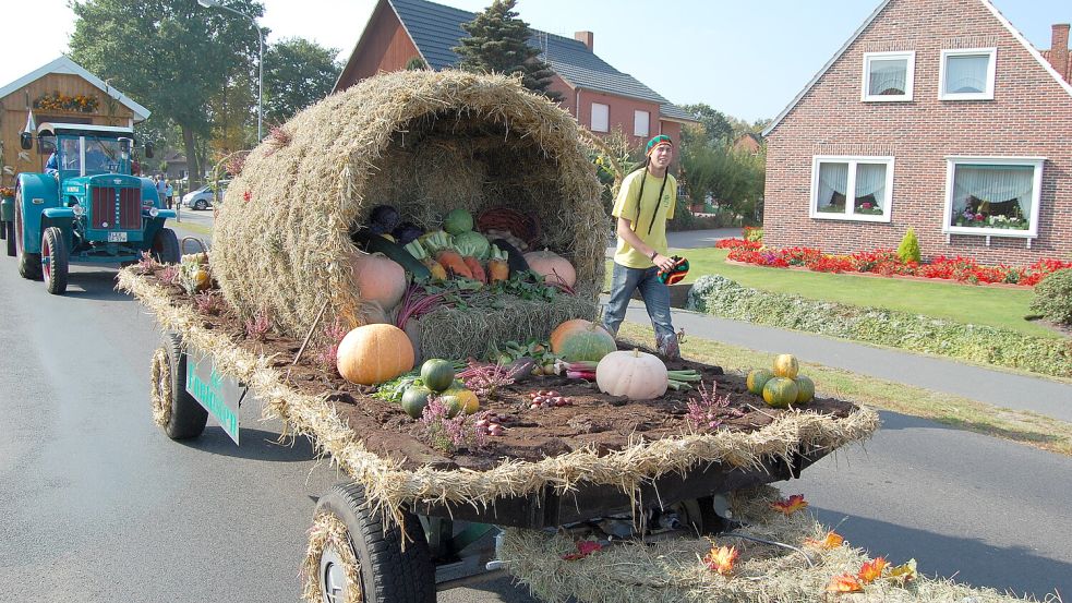 Am Sonntag wird der Ernteumzug in Völlenerkönigsfehn veranstaltet. Foto: Radtke/Archiv