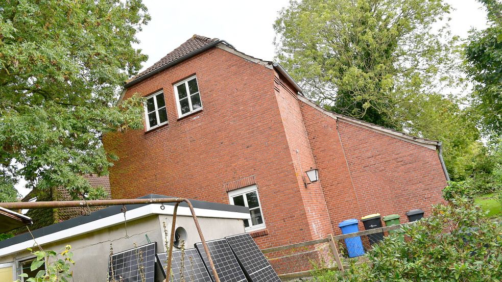 Die "Alte Schule" in Loppersum soll ein Treffpunkt werden. Foto: Wagenaar