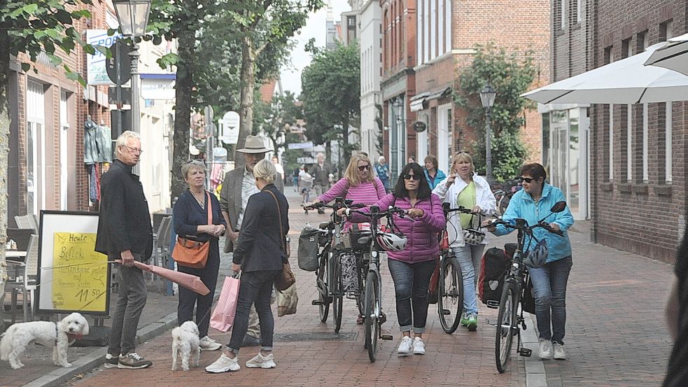 Radfahrer mussten in den vergangenen Wochen in der Brunnenstraße absteigen. Foto: Wolters