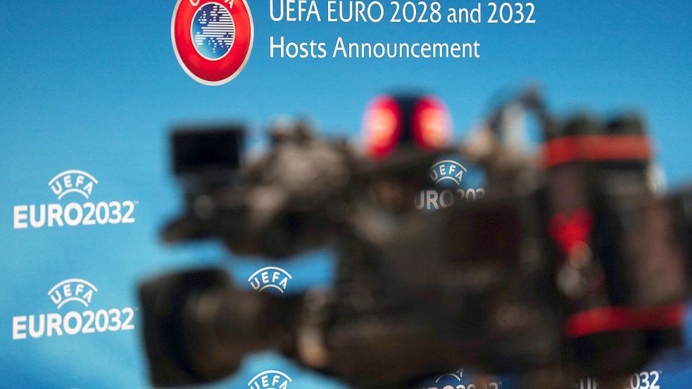 Die Uefa vergibt die Fußball-Europameisterschaft 2028 an Großbritannien und Irland. Gastgeber für die EM 2032 sind Italien und die Türkei. Foto: imago images/Mike Egerton