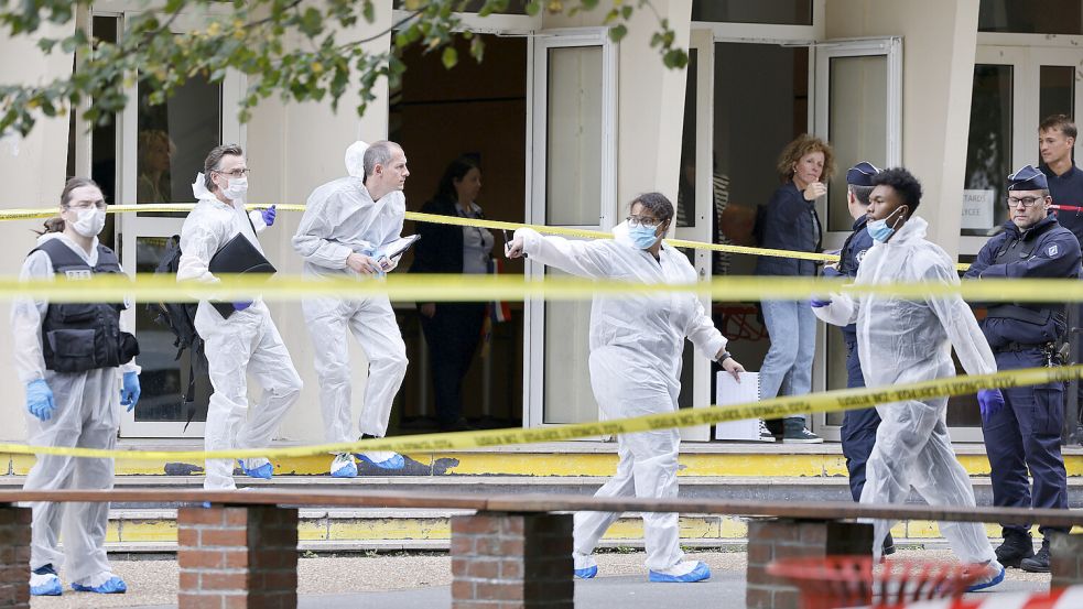 Ein 20-Jähriger hat in Frankreich bei einem Messerangriff an einer Schule einen Lehrer getötet und zwei Personen verletzt. Foto: dpa/Ludovic Marin