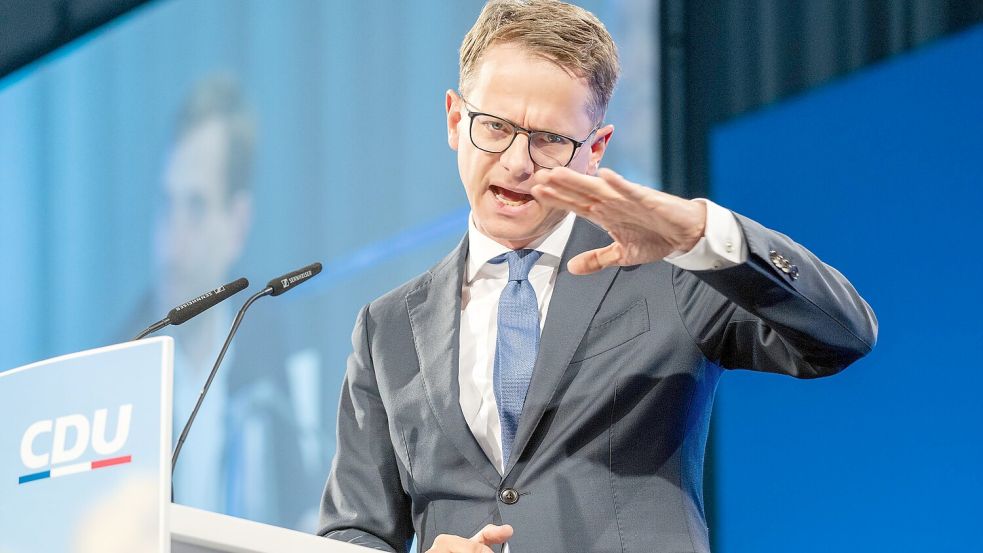 CDU-Generalsekretär Carsten Linnemann will Kürzungen beim Bürgergeld, wenn gesunde Empfänger nicht arbeiten. Foto: imago images/Frank Peter