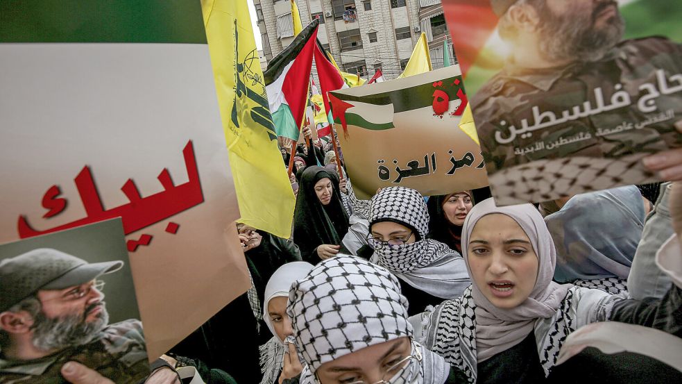 Nach Großangriff der Hamas auf Israel: Pro-Palästina-Demonstration im Libanon Foto: dpa/Marwan Naamani