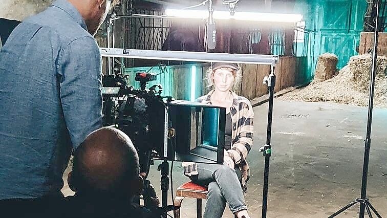 Etwa eine Stunde lang erzählte Maren Osterbuhr im Interview nochmal die Geschichte von Rosalie vor der Kamera und beantwortete Fragen. Foto: privat