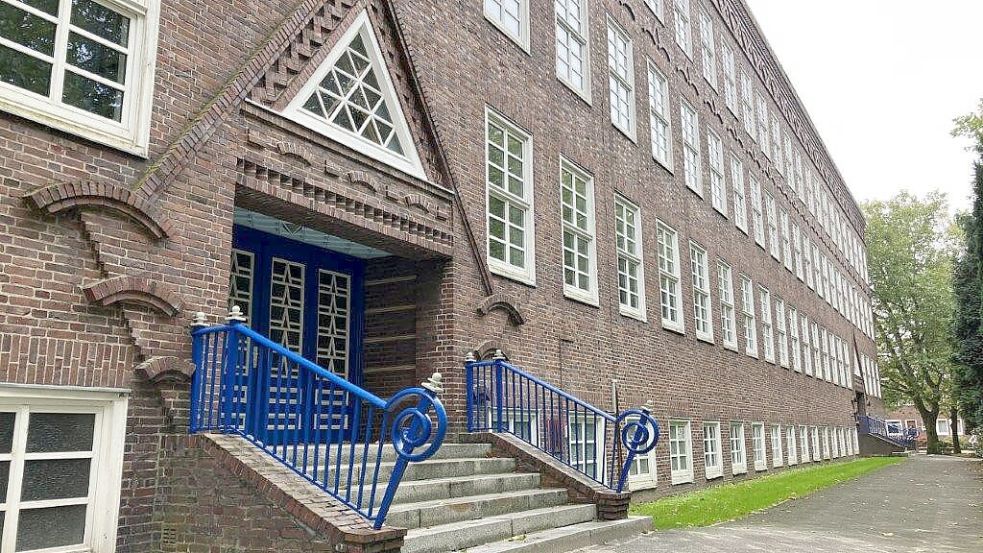 Die Oberschule Herrentor erhielt am Montag eine Droh-Mail. Foto: Schuurman