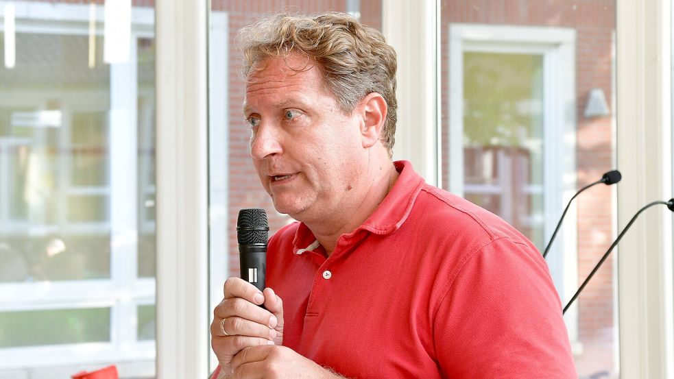 Inhaber Gunnar Sander hatte sich im September bei einer Informationsveranstaltung Kritik und Fragen gestellt. Foto: Wagenaar/Archiv