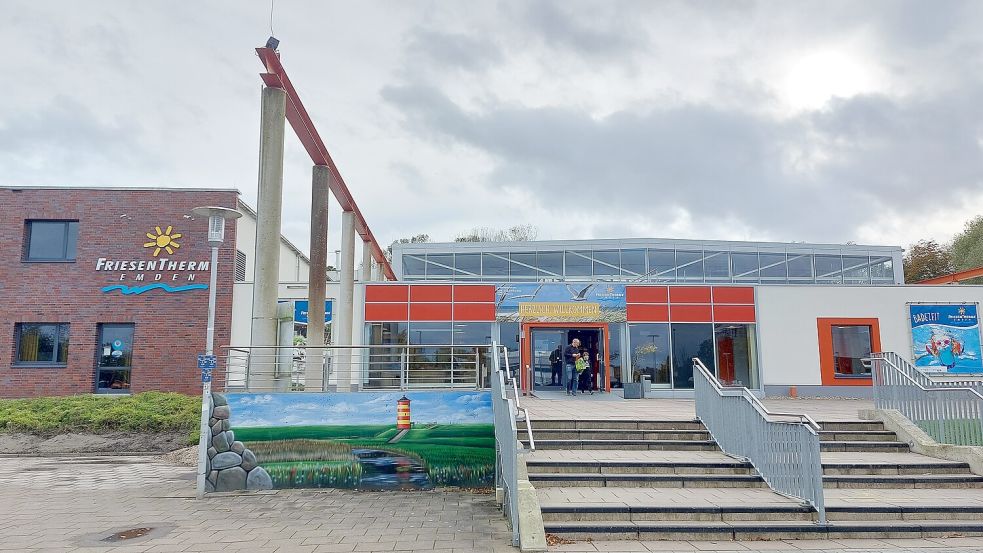 Die Emder Friesentherme wurde ab 2005 gebaut und war im Folgejahr im Dezember fertig. Die Baukosten lagen bei etwa 8,4 Millionen Euro. Foto: Hanssen