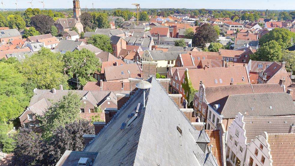 Die Altstadt von Leer ist bei Touristen beliebt. Für Urlaubs-Übernachtungen ist derzeit eine Abgabe geplant. Foto: Ortgies/Archiv