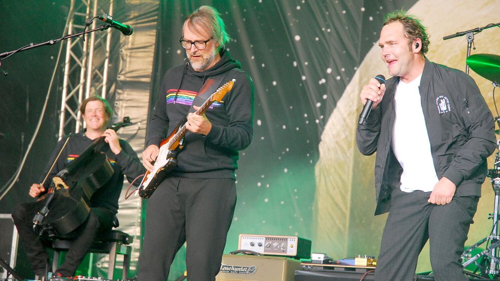 Sänger Axel "Aki" Bosse sang im Sommer auf Borkum. Foto: Ferber/Archiv