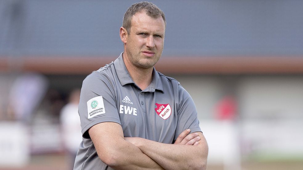 Stefan Wilts startet bald eine fast einjährige Weiterbildung, die zeitlich, inhaltlich und finanziell fordernd ist. Foto: Doden/Emden