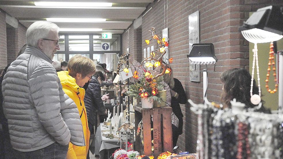 In der BBS in Leer gibt es Dekorationstipps zu sehen. Foto: Wolters