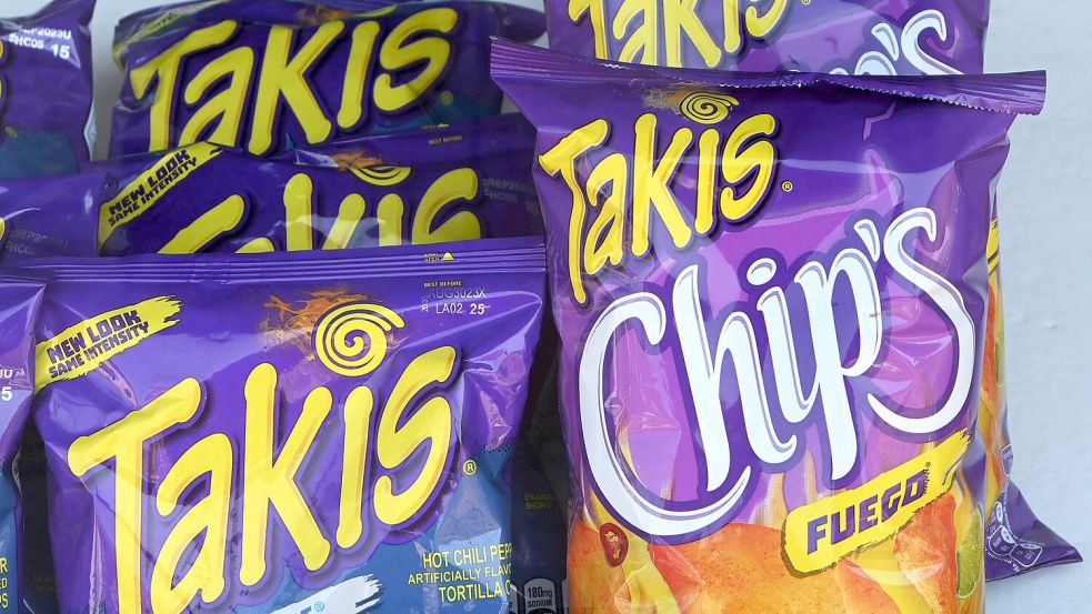 Takis-Chips sind in mehreren deutschen Supermarkt-Ketten erhältlich. Foto: Imago Images/Manfred Segerer