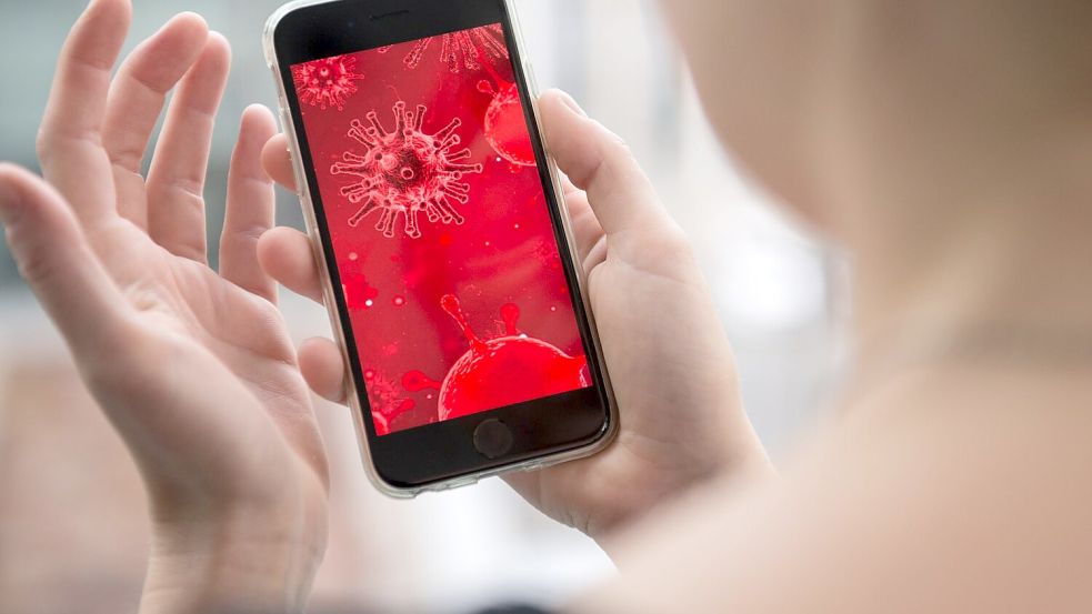 Rooting oder Jailbreaking erleichtert Angreifern in der Regel den Zugriff auf das Gerät. Foto: Robert Günther/dpa-tmn
