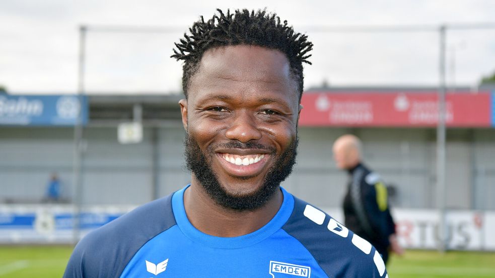 Ibrahim Sillah trägt stolz das Trikot von Sierra Leone. Archivfoto: Wagenaar