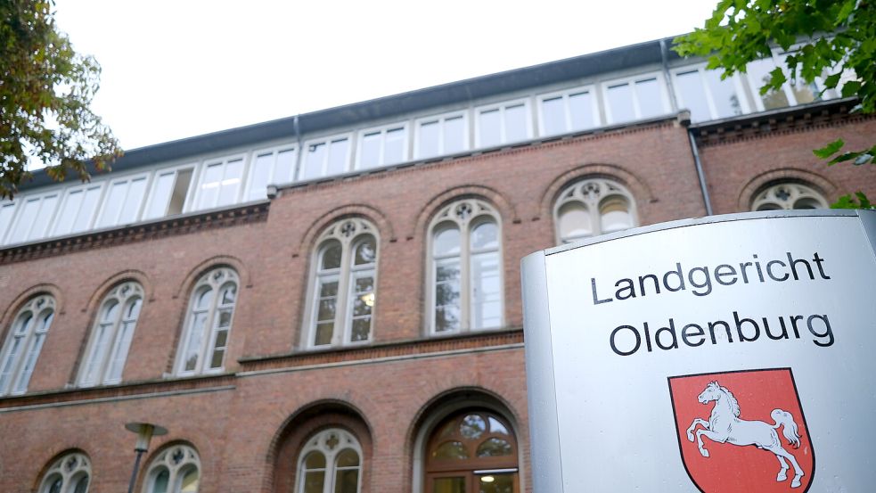 Verhandelt wurde der Fall vor dem Landgericht in Oldenburg. Foto: Markus Hibbeler/dpa