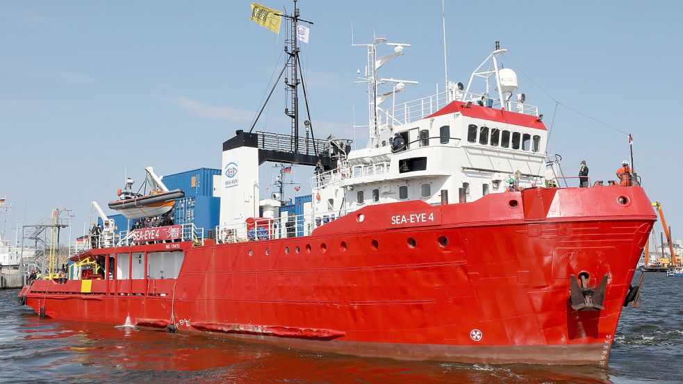 Seenotrettungsschiff „Sea-Eye 4“ fährt Richtung Mittelmeer. Foto: dpa