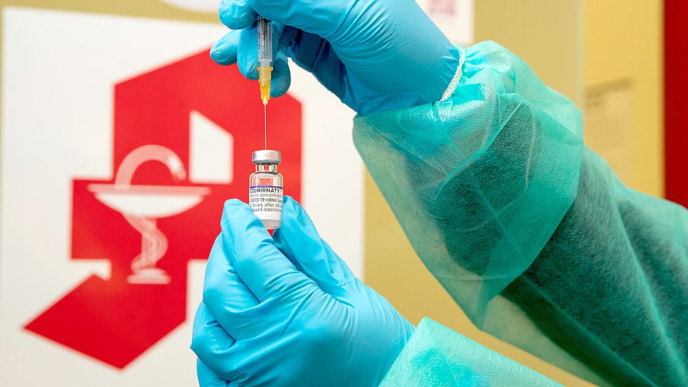 Das Landgericht Rottweil hat die Klage eines Mannes wegen eines Corona-Impfschadens abgewiesen Foto: dpa/Friso Gentsch