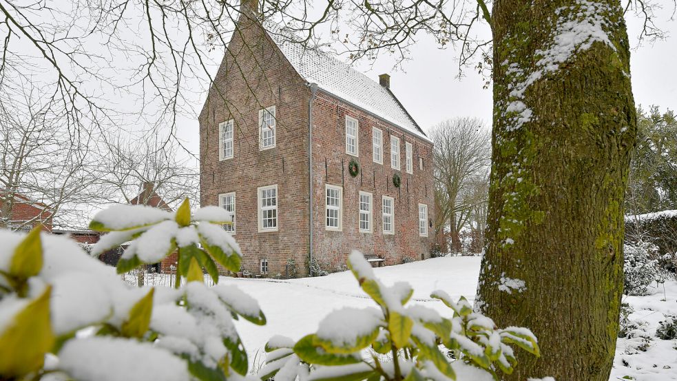 Das Steinhaus in Nesse stammt aus dem 14. Jahrhundert. Das genaue Datum des Baus ist nicht bekannt. Foto: Ortgies