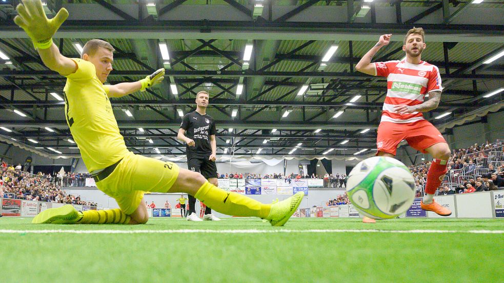 Der Aurich-Cup ist nicht nur das größte Hallenturnier der Region, sondern laut Gastgeber SpVg Aurich sogar das größte in ganz Deutschland. An neun Spieltagen treten dieses Mal 354 Mannschaften an. Archivfoto: Barth