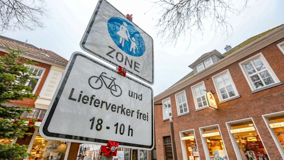 An der Burgstraße fehlt dem Schild eindeutig ein „h“. Foto: Romuald Banik