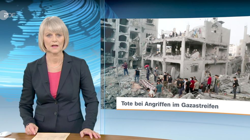 Gundula Gause im ZDF-“heute journal“ am Montagabend: Die Nachrichtensprecherin muss die Sendung abbrechen. Foto: ZDF