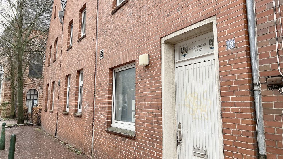 Längst abgängig: Die Häuser an der Kirchstraße, in denen die Büros des Stadtarchivs untergebracht sind. Foto: Schuurman