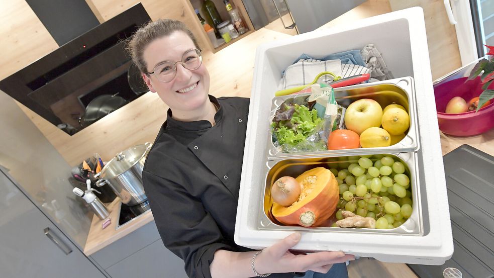 Benita Meinen achtet beim Kochen auf vitaminreiche und ausgewogene Ernährung. Fotos: Ortgies