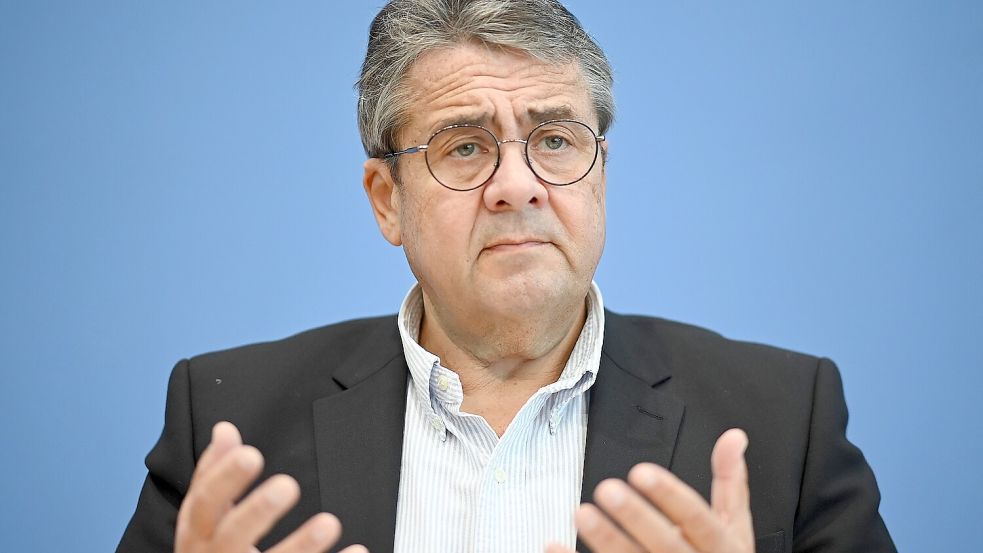 Sigmar Gabriel (SPD) war Außenminister von 2017 bis 2018. Der bestens vernetzte frühere SPD-Vorsitzende hält die amerikanische Position im Nahost-Konflikt für richtig. „Wir sind nur Zuschauer“, sagt er im Interview mit unserer Redaktion. Foto: Britta Pedersen