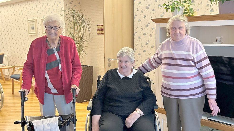 Lisa Gerspacher (von links), Erna Riemann und Johanna Ubben haben sich für diese Zeitung an die Feiertage ihrer Kindheit zurückerinnert. Foto: Weiden