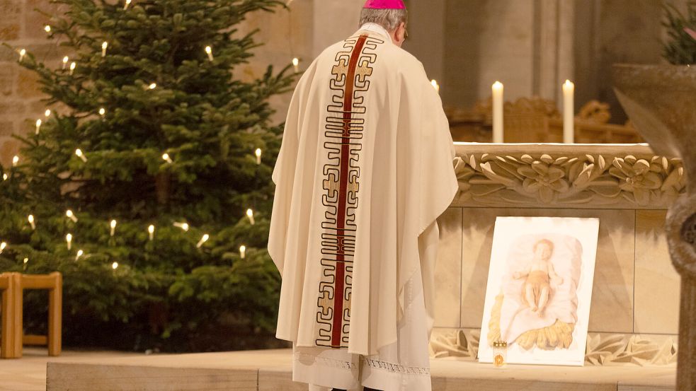 Was macht eigentlich der emeritierte Bischof Franz-Josef Bode? Unter anderem feiert er Messen im Osnabrücker Dom. Foto: André Havergo