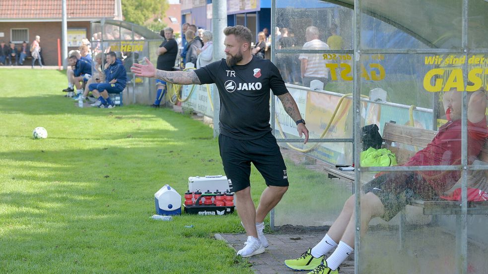 Trainer Holger Stöter geht mit dem VfL Fortuna Veenhusen von Platz zwei in die Rückrunde. Foto: VfL Fortuna Veenhusen