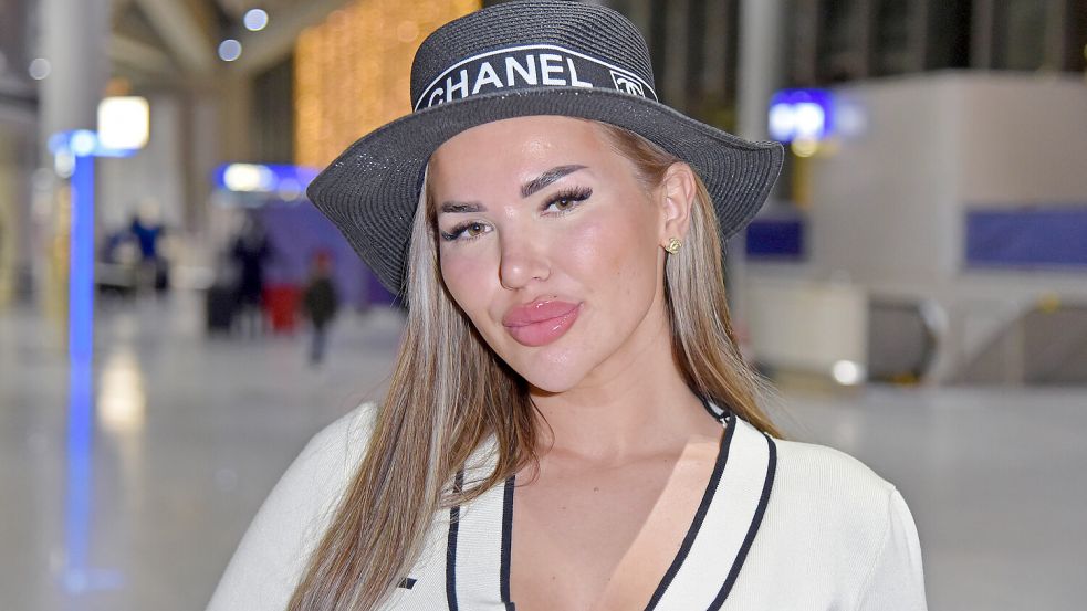 Kim Virginia Hartung vor ihrem Abflug nach Australien zur RTL-Show Ich bin ein Star - Holt mich hier raus. Foto: Imago Images/Gartner